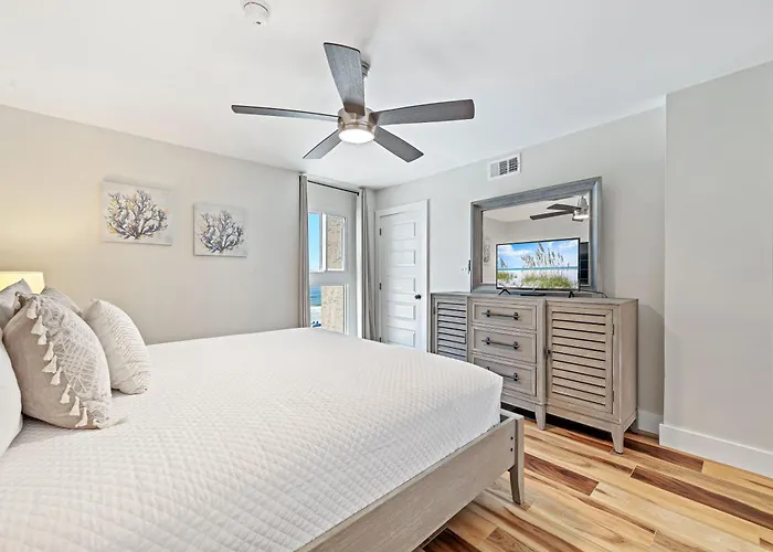 Edgewater West Unit 44 Holiday home