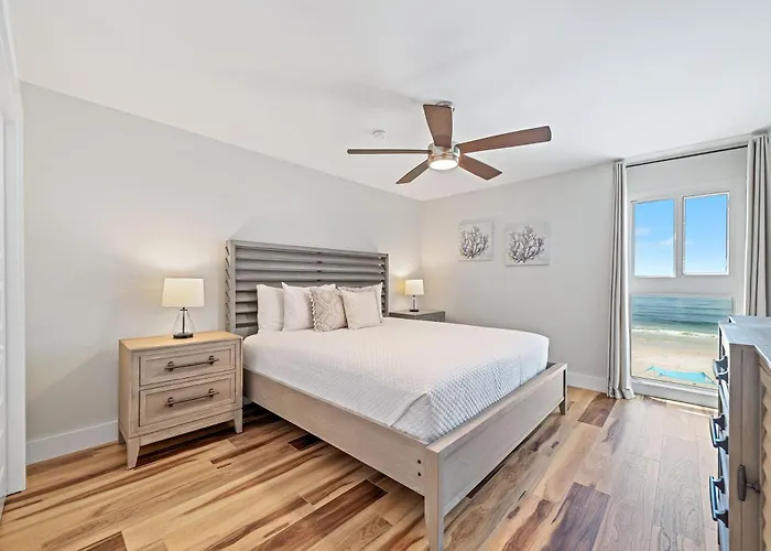 Edgewater West Unit 44 *